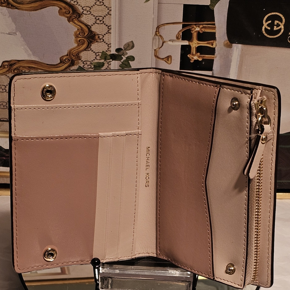 Michael Kors Adele Pink & Cream Leather Passport Holder/wallet - Picture 9 of 13